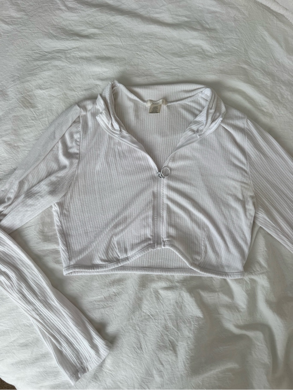Bozzolo White Ribbed Cropped Long-Sleeve Zip Top
